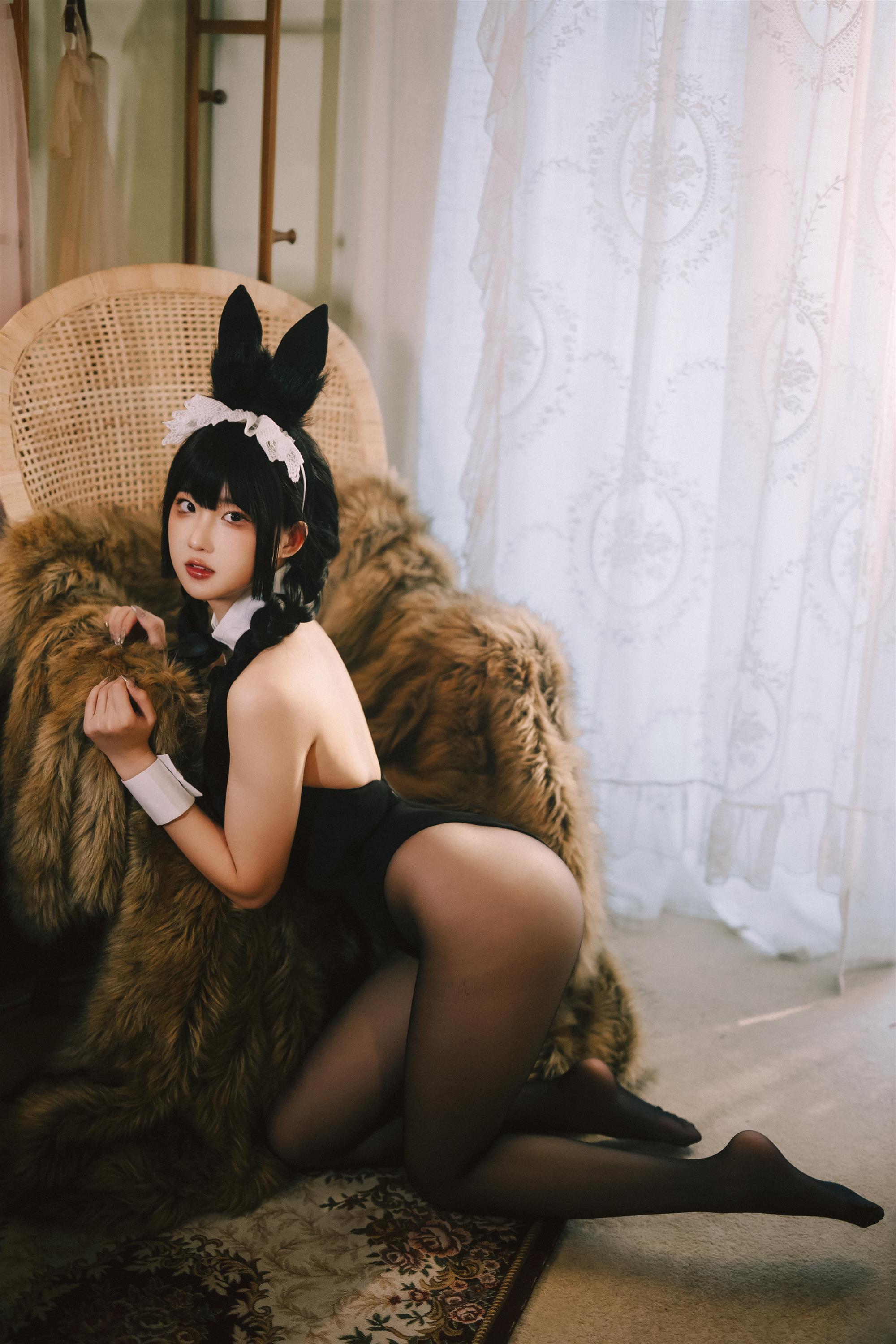Cosplay 瓦斯塔亚小龙虾 Bunny Diary 兔女郎 - 2.jpg