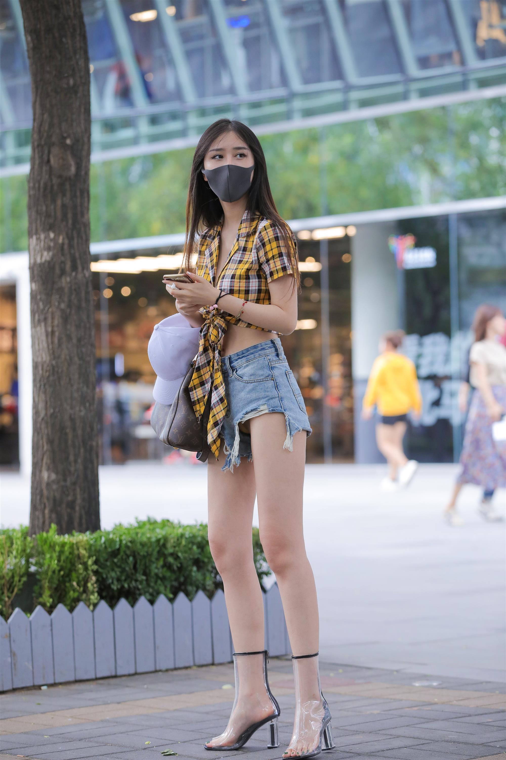Street Denim shorts and high heels - 85.jpg