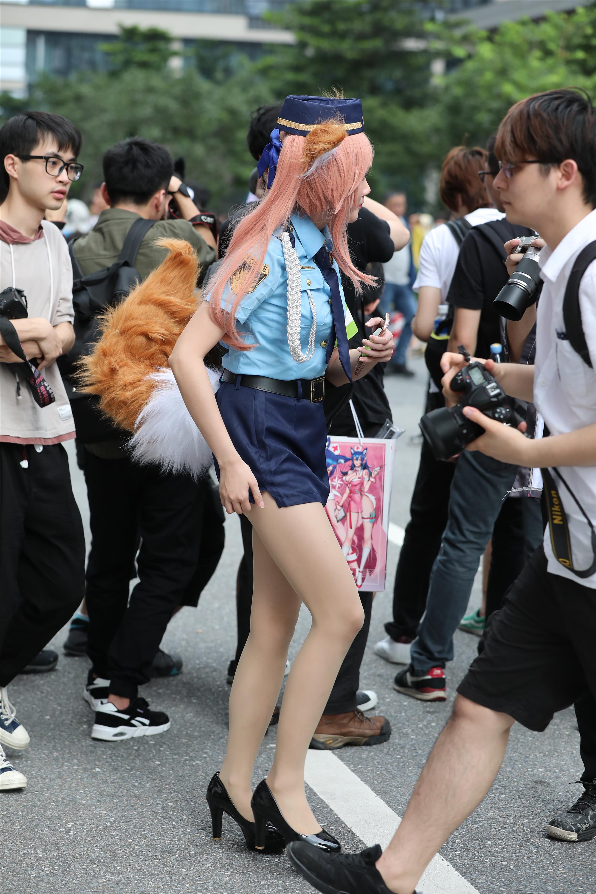 Street cosplay girl - 9.jpg