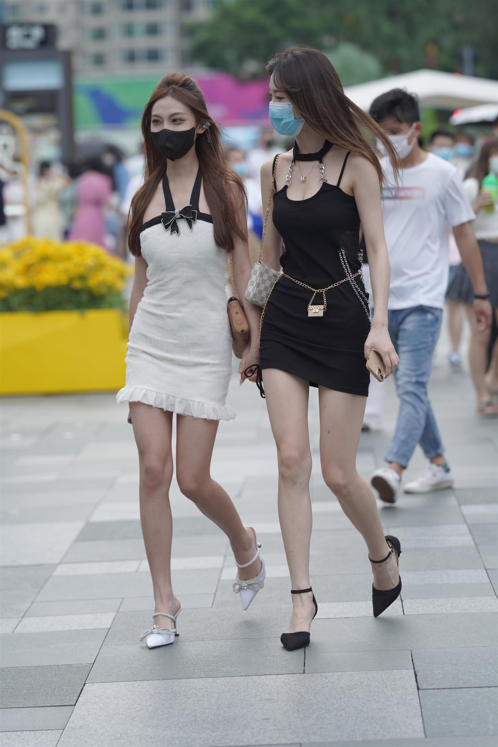 Street white and black dress - 19.jpg