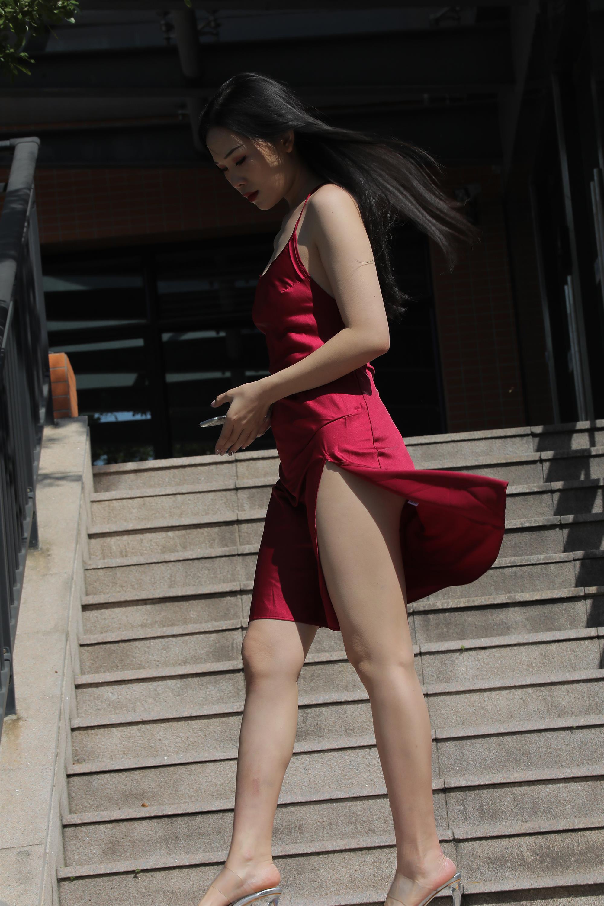 Street beauty in a red dress - 11.jpg