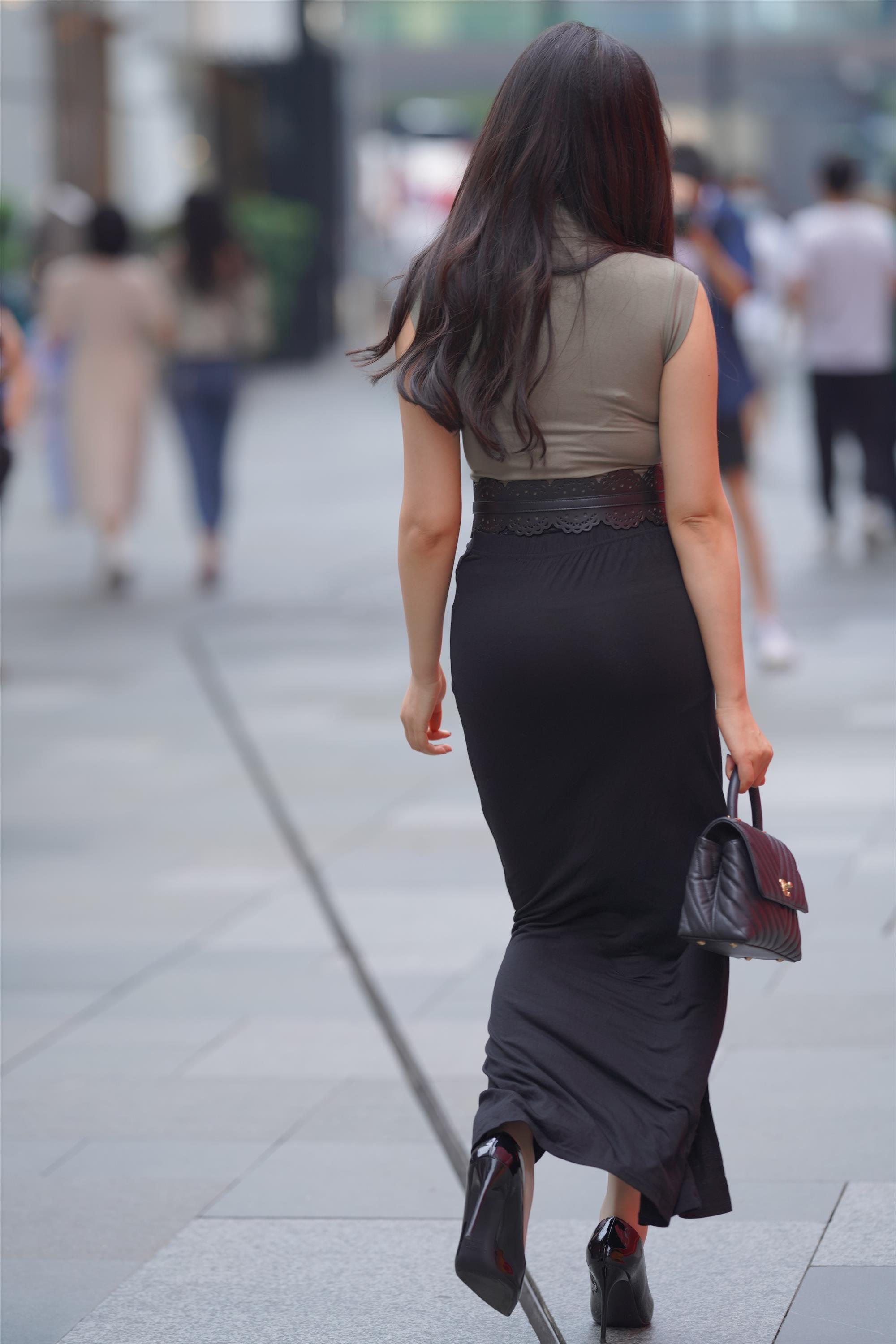 Street 欣儿 Long black skirt - 63.jpg