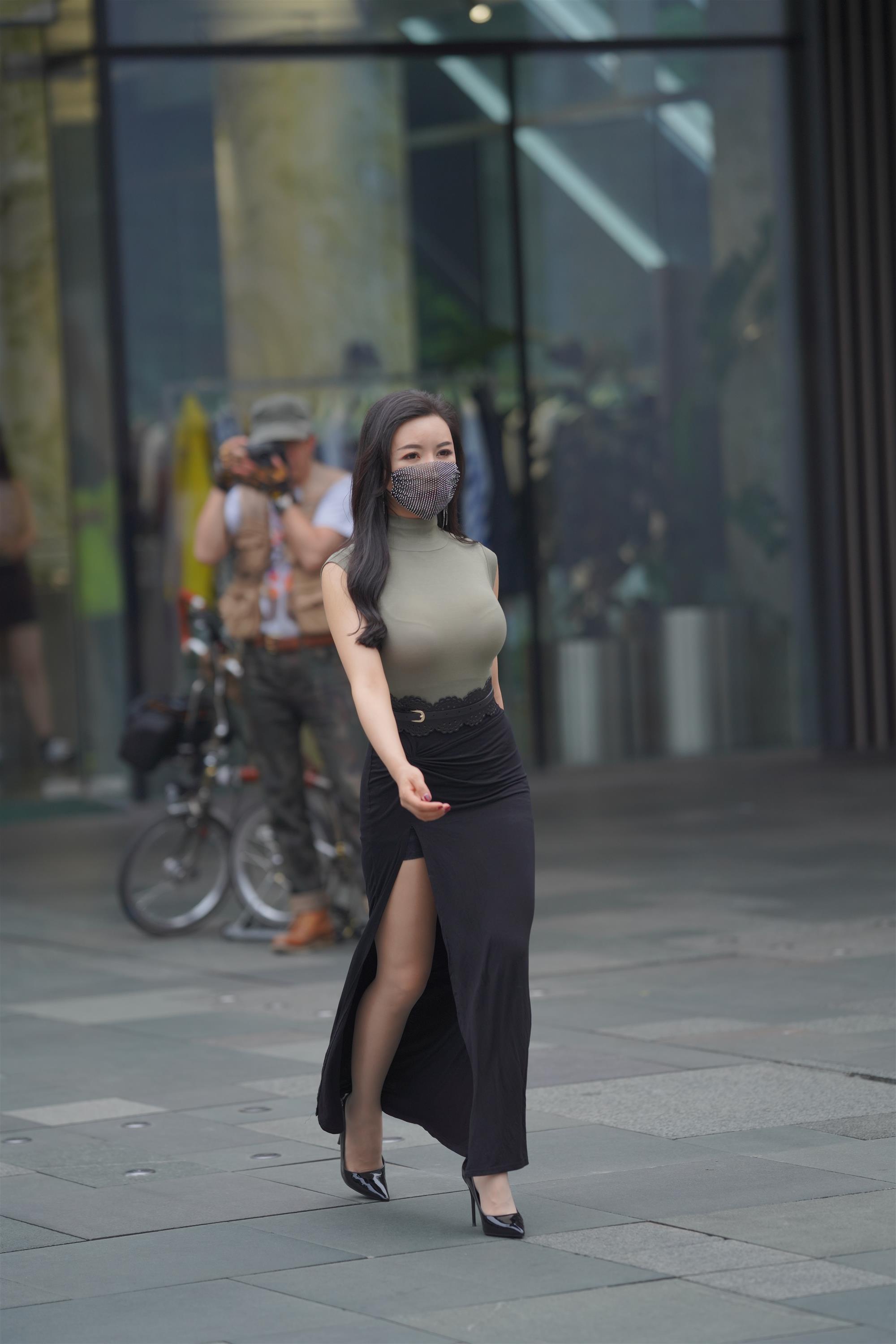 Street 欣儿 Long black skirt - 104.jpg