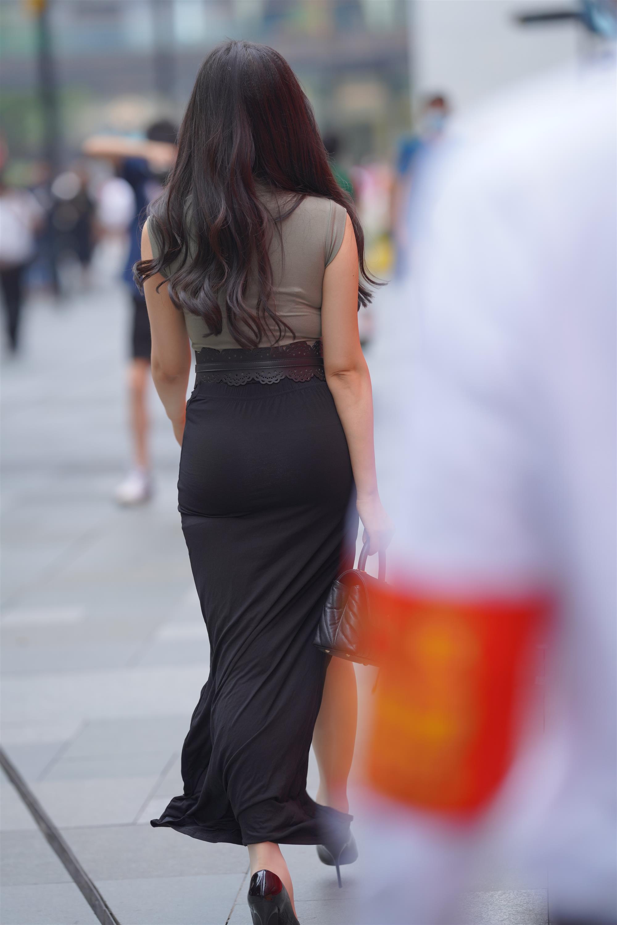 Street 欣儿 Long black skirt - 66.jpg