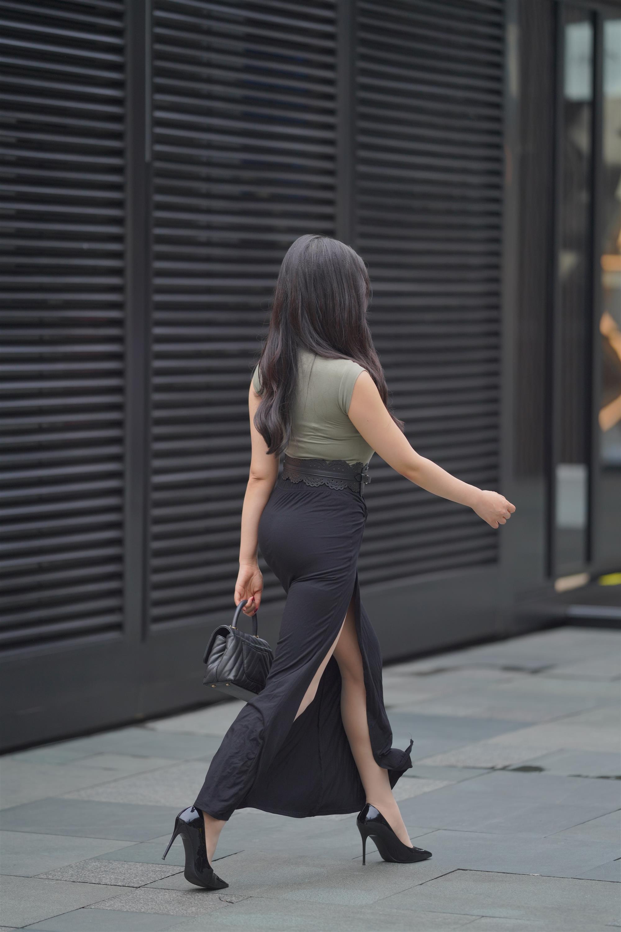 Street 欣儿 Long black skirt - 138.jpg