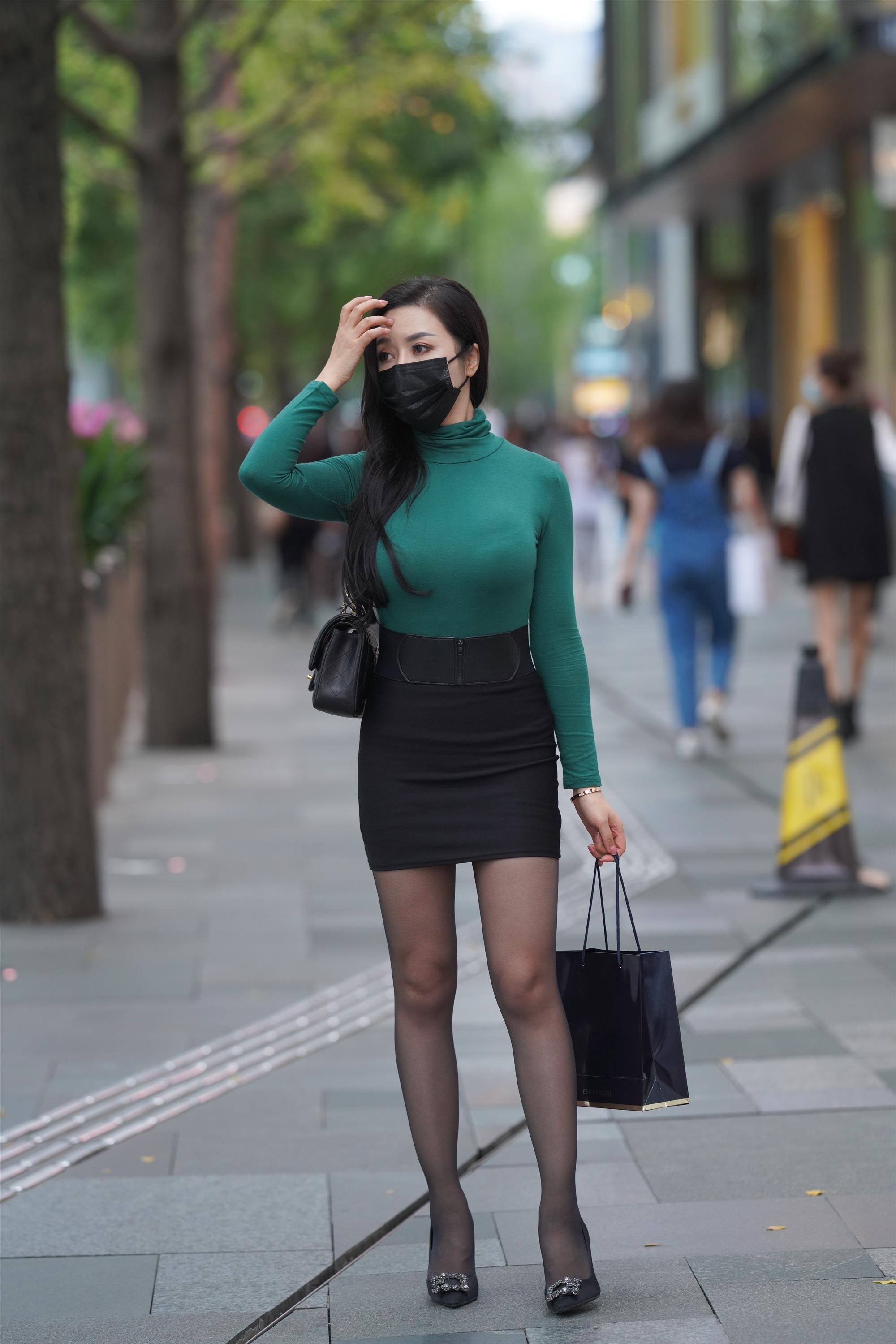 Street Black tight skirt beauty - 22.jpg
