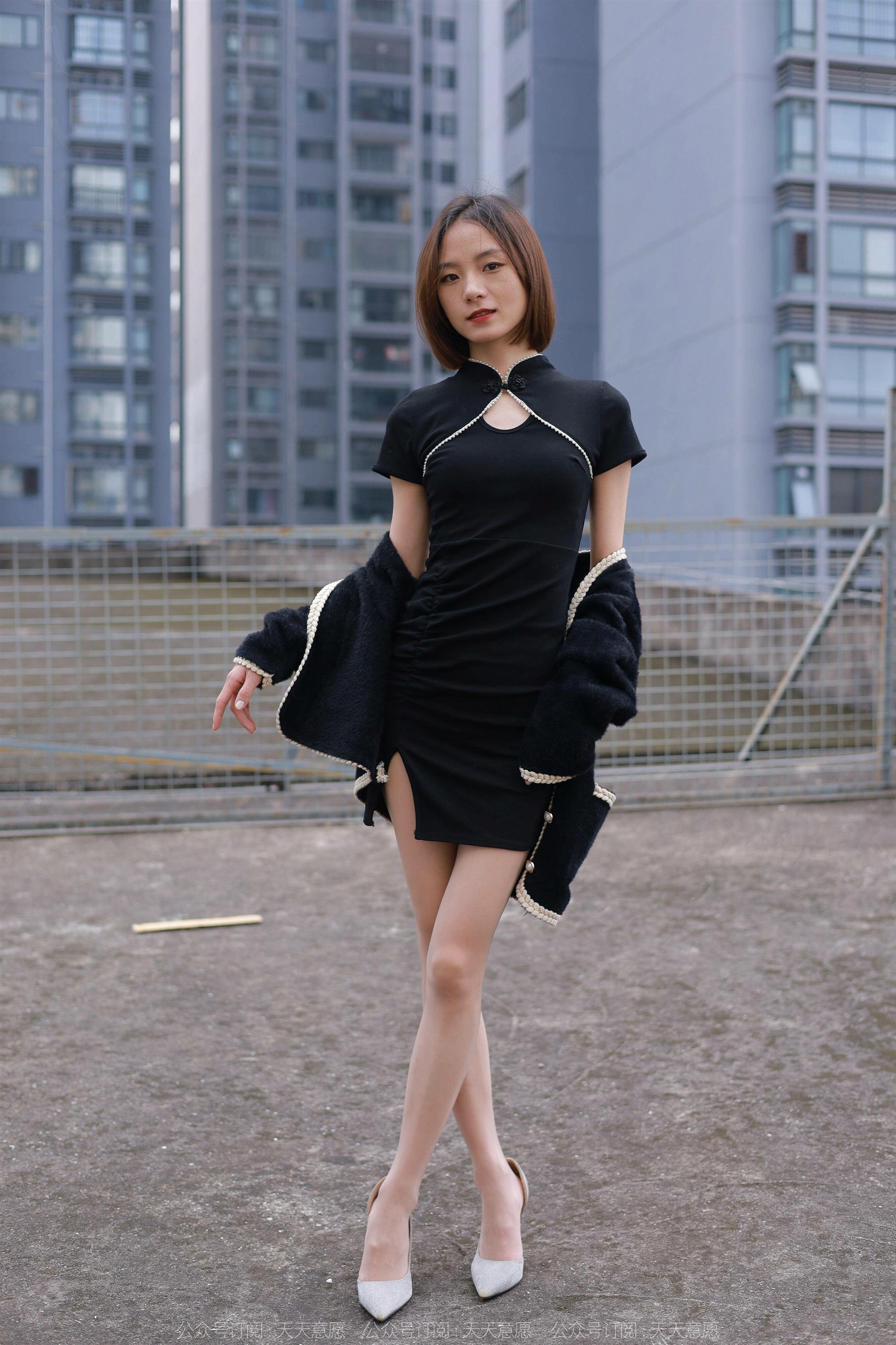 IESS 异思趣向 模特 小六 黑色旗袍肉色丝 - 79.jpg