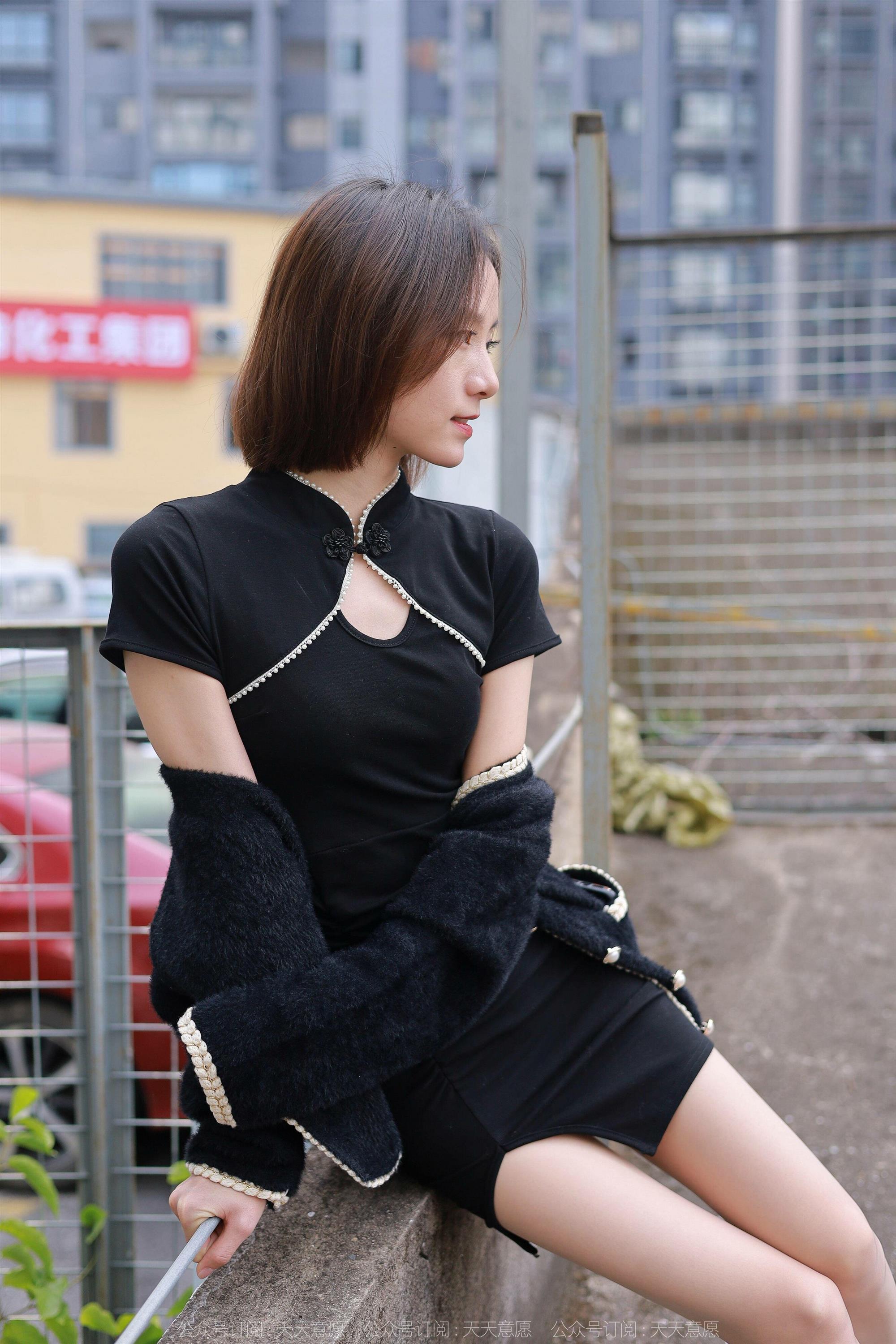 IESS 异思趣向 模特 小六 黑色旗袍肉色丝 - 72.jpg