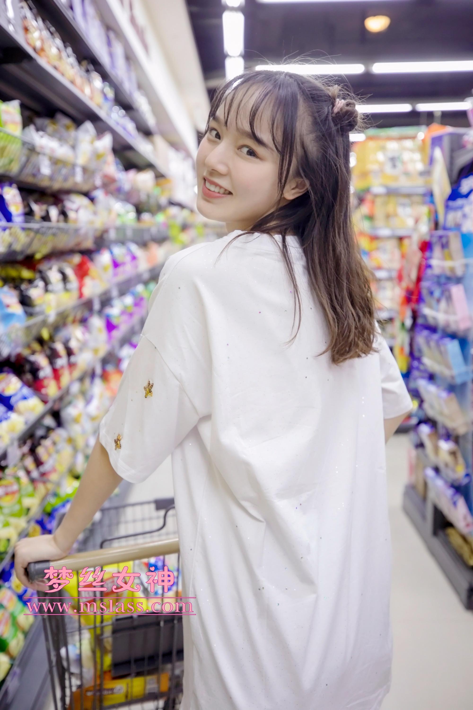 MSLASS梦丝女神 2019.05.02 超市的吃货少女 玥玥 - 16.jpg