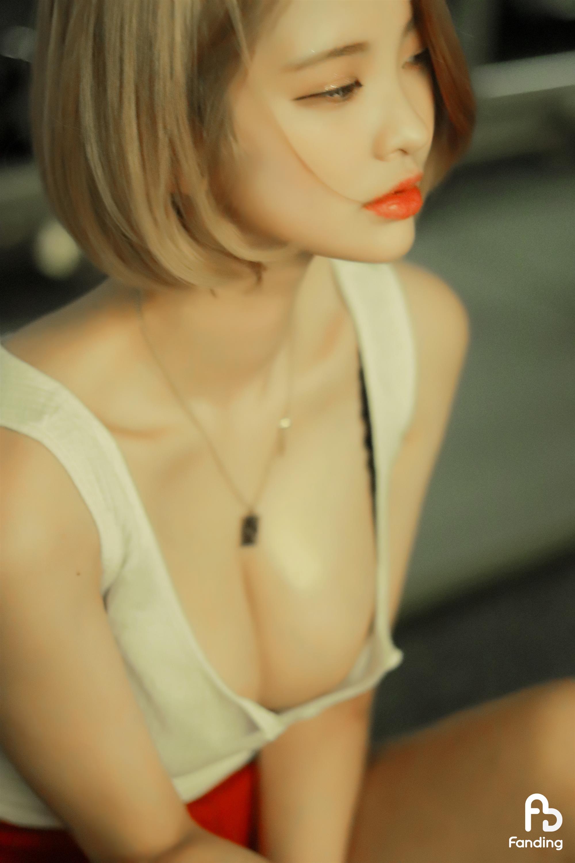 Fanding Yeon Gym Girl - 33.jpg