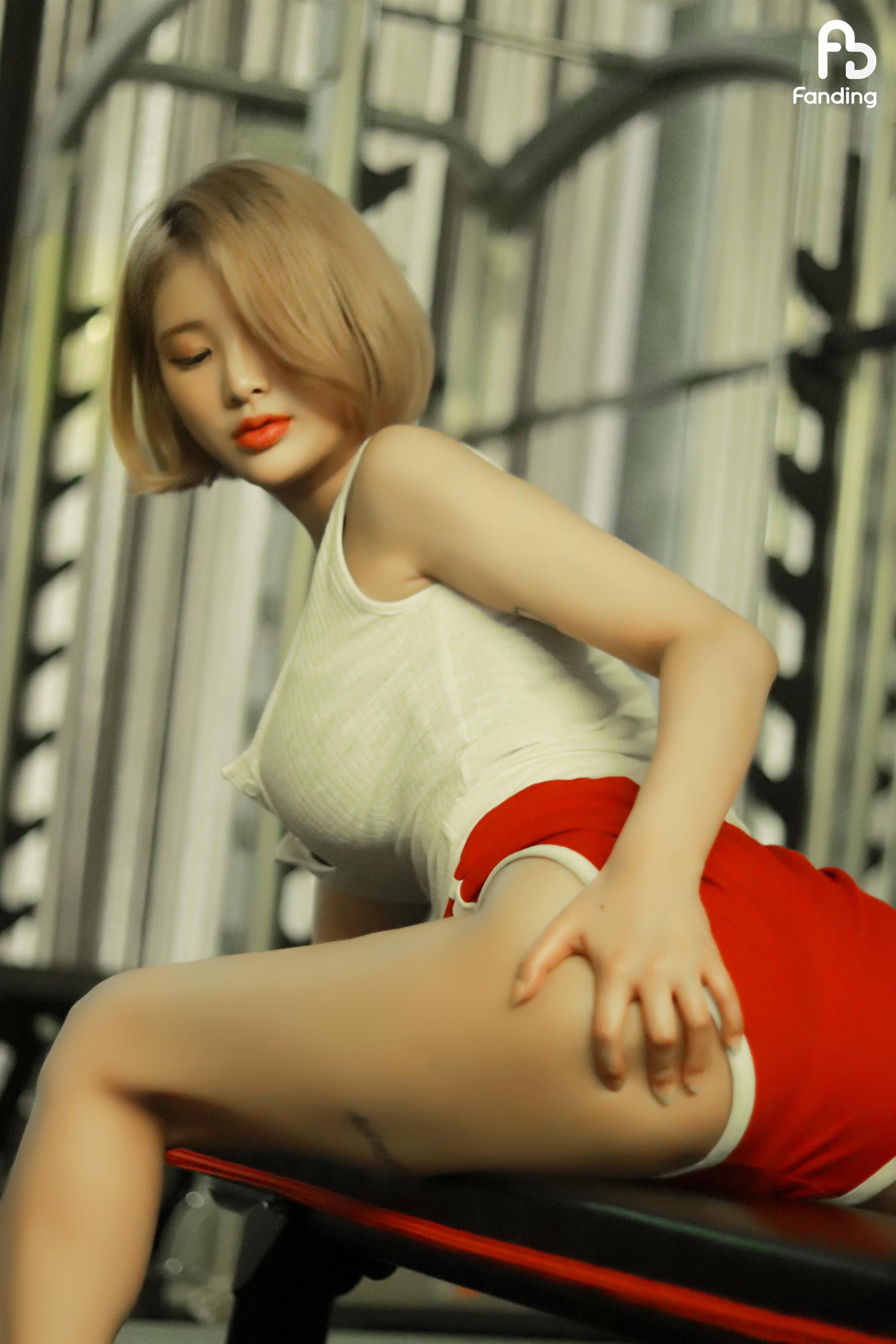 Fanding Yeon Gym Girl - 34.jpg