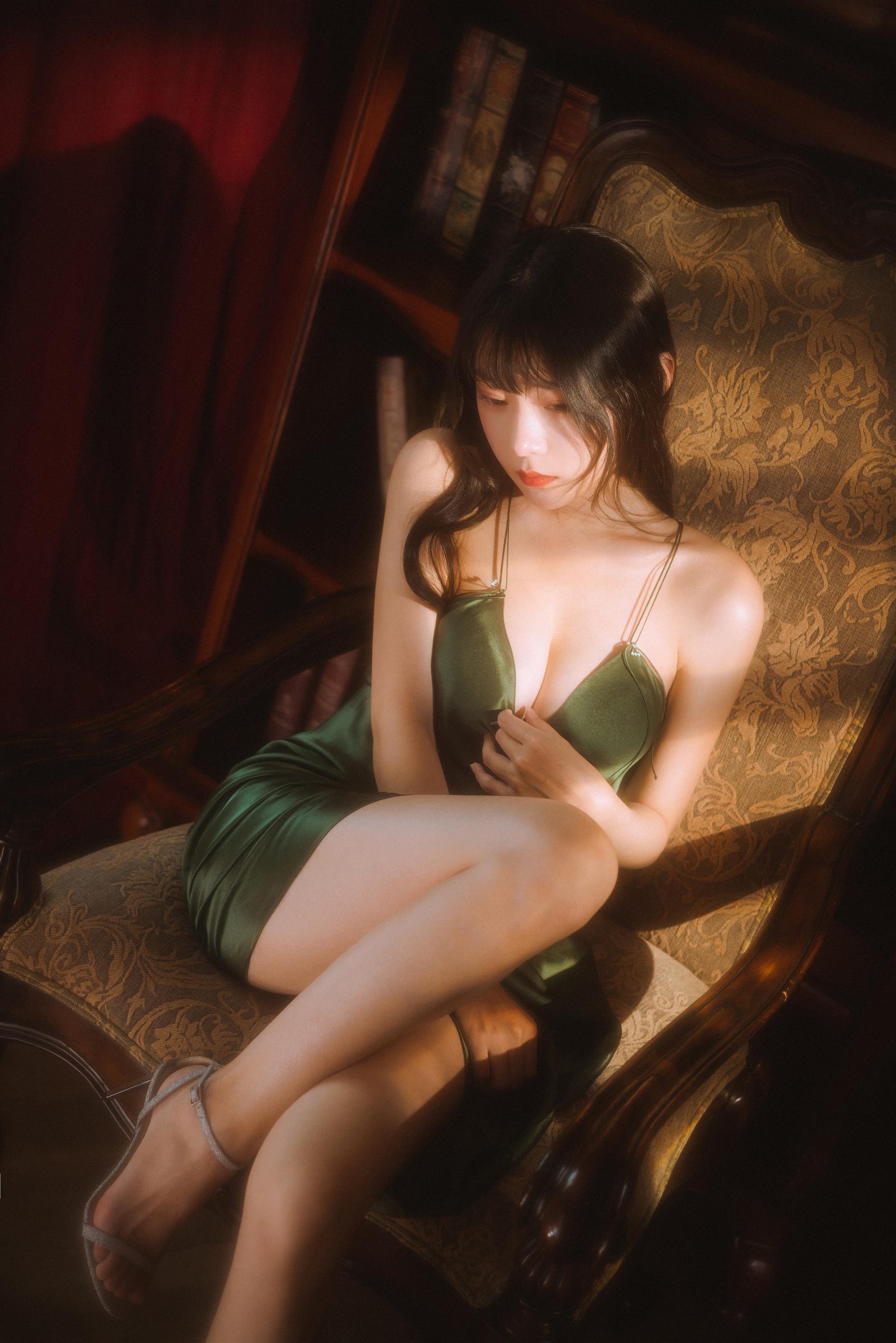 Cosplay 香草喵露露 Green dress - 1.jpg